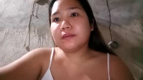 Snapshot of hottiecum27 chatting on February 17, 7:53 pm hottiecum27 online show from February 17, 7:53 pm