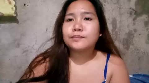 Snapshot of hottiecum27 chatting on March 10, 9:36 am hottiecum27 online show from March 10, 9:36 am