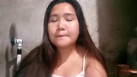 Snapshot of hottiecum27 chatting on March 16, 7:29 pm hottiecum27 online show from March 16, 7:29 pm