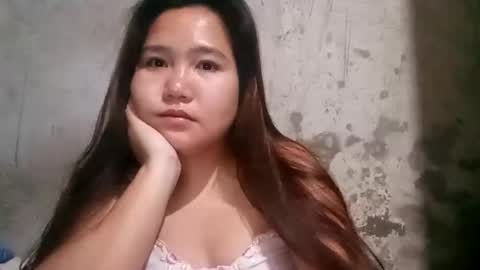 Snapshot of hottiecum27 chatting on April 3, 7:56 pm hottiecum27 online show from April 3, 7:56 pm