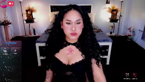 I AM CHESCA online show from July 8, 8:41 am