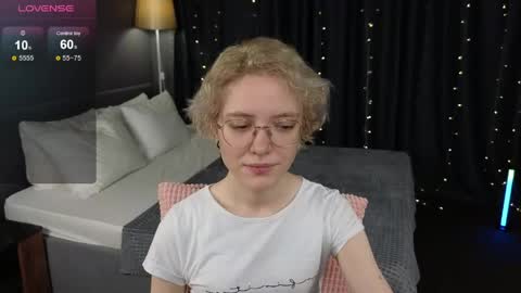 Kori online show from May 12, 5:37 am