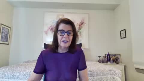 Maggie online show from January 10, 11:39 pm