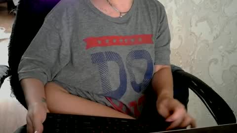 Mary online show from June 26, 4:44 pm