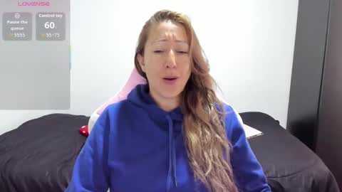 hottychrystal online show from March 24, 12:32 pm