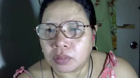 hottycrissy4u online show from May 5, 6:21 am