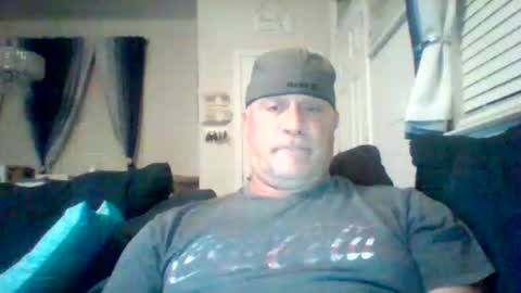 hotyummycock69 online show from May 19, 1:56 am