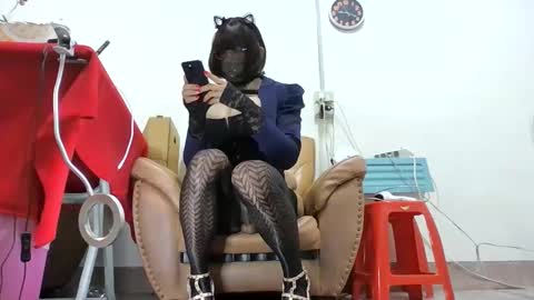 Slutty little female cat online show from May 17, 1:14 am