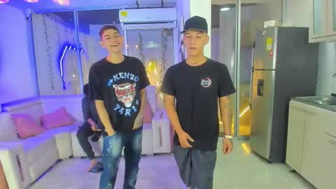 Snapshot of houseofwarrios chatting on December 18, 5:35 am we are Harry Jersi pablo and our mod talco online show from December 18, 5:35 am