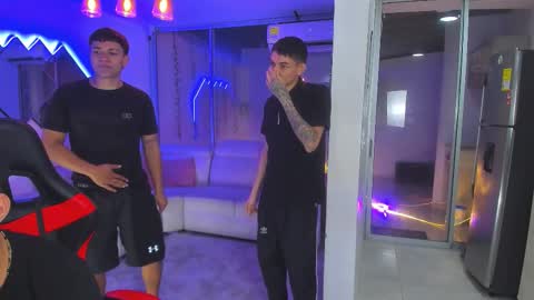 Snapshot of houseofwarrios chatting on December 19, 5:25 am we are Harry Jersi pablo and our mod talco online show from December 19, 5:25 am