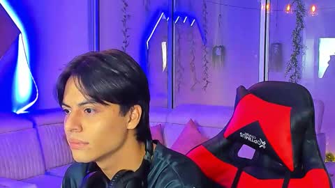 Snapshot of houseofwarrios chatting on February 24, 5:38 am we are Harry Jersi pablo and our mod talco online show from February 24, 5:38 am