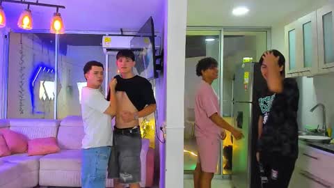 Snapshot of houseofwarrios chatting on February 25, 5:39 am we are Harry Jersi pablo and our mod talco online show from February 25, 5:39 am