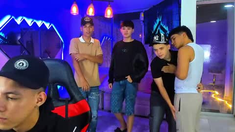 Snapshot of houseofwarrios chatting on March 31, 5:30 am we are Harry Jersi pablo and our mod talco online show from March 31, 5:30 am