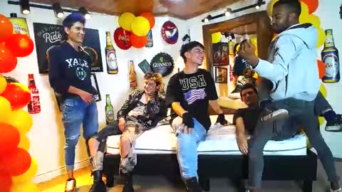HOWENTS online show from February 4, 2:39 am