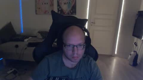 Christian online show from November 11, 7:52 am