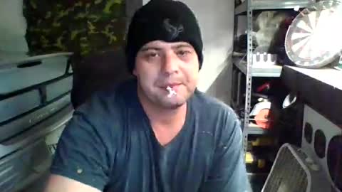 Snapshot of htownbtaymade chatting on November 1, 2:35 am BT online show from November 1, 2:35 am