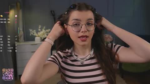 Snapshot of huba_booba chatting on October 13, 7:58 pm Diane online show from October 13, 7:58 pm