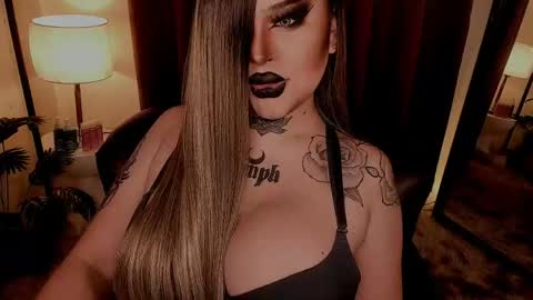 Snapshot of hubadera chatting on April 10, 9:30 pm hubadera online show from April 10, 9:30 pm