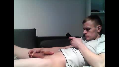 Snapshot of hubikush22 chatting on January 2, 3:51 pm hubikush22 online show from January 2, 3:51 pm
