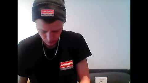 Snapshot of hubikush22 chatting on January 19, 9:22 am hubikush22 online show from January 19, 9:22 am