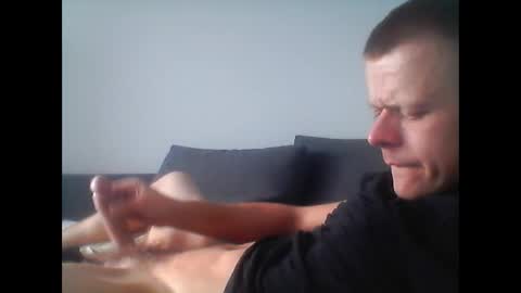 hubikush22 online show from October 22, 2:50 pm