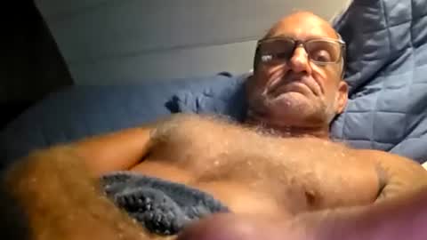 Snapshot of hudsonkasey108 chatting on July 13, 7:11 am hudsonkasey108 online show from July 13, 7:11 am