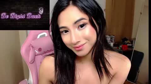 Snapshot of hugeasiancockandrea chatting on February 24, 9:41 pm drea online show from February 24, 9:41 pm