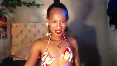 hugecock_caramel online show from April 16, 7:42 am