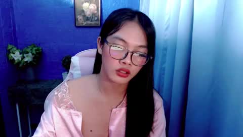 Elie online show from January 13, 1:33 am