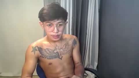 Snapshot of hugecockchristian chatting on September 14, 7:29 am hugecockchristian online show from September 14, 7:29 am