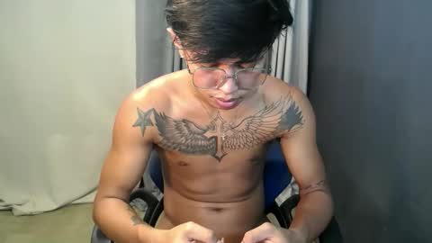 Snapshot of hugecockchristian chatting on September 18, 6:26 am hugecockchristian online show from September 18, 6:26 am