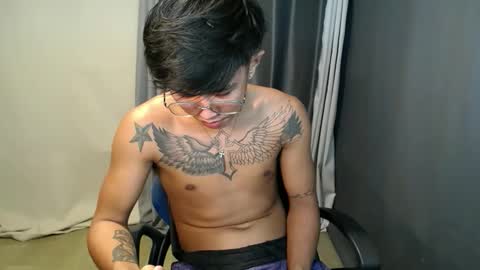 Snapshot of hugecockchristian chatting on September 25, 9:35 am hugecockchristian online show from September 25, 9:35 am