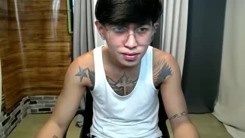 Snapshot of hugecockchristian chatting on October 3, 8:44 am hugecockchristian online show from October 3, 8:44 am