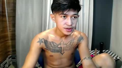 Snapshot of hugecockchristian chatting on October 30, 9:00 am hugecockchristian online show from October 30, 9:00 am