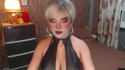 Christine online show from January 17, 10:09 am