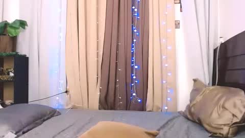 AMANDA online show from May 18, 12:44 pm