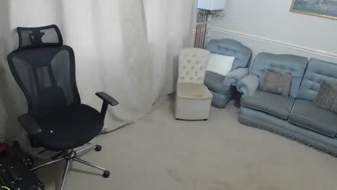 hugedick1965 online show from February 2, 1:10 pm