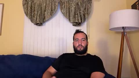 Snapshot of hugedicktop chatting on March 25, 4:07 am Big Dick Top online show from March 25, 4:07 am