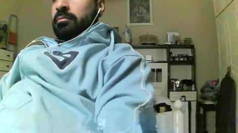 hugeveiny online show from November 27, 5:48 pm