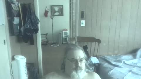 lonely huggy bear online show from February 26, 8:52 pm