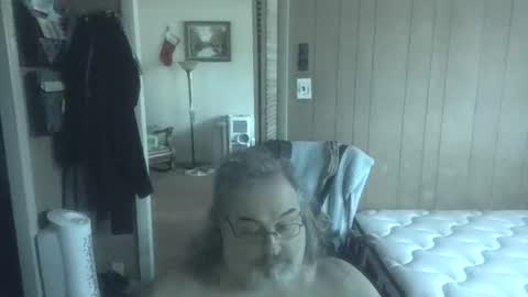 lonely huggy bear online show from May 4, 1:40 pm