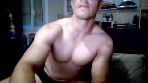 Snapshot of hughjaegg chatting on June 30, 7:26 pm hughjaegg online show from June 30, 7:26 pm