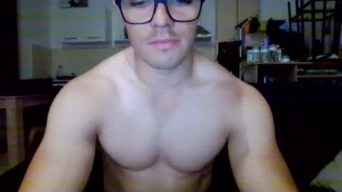 Snapshot of hughjaegg chatting on July 4, 9:54 pm hughjaegg online show from July 4, 9:54 pm