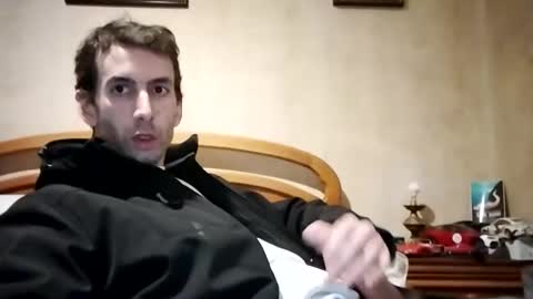 Snapshot of hugo25_xxx chatting on February 7, 2:37 am AdriBigcock online show from February 7, 2:37 am