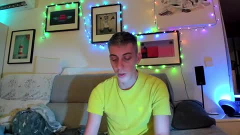 Hugo online show from December 15, 10:04 pm