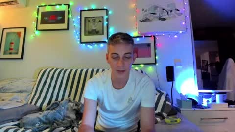 Hugo online show from December 17, 5:47 pm