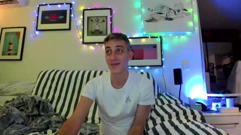 Hugo online show from December 17, 9:16 pm