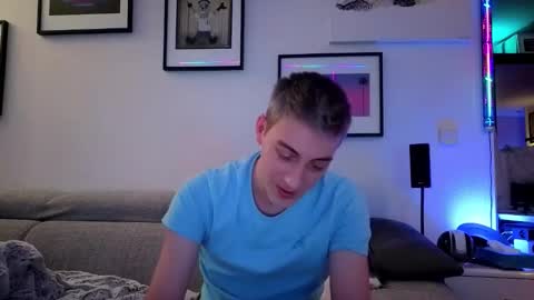 Hugo online show from March 9, 8:31 pm