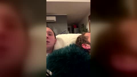 HugoNathan online show from February 11, 11:43 pm