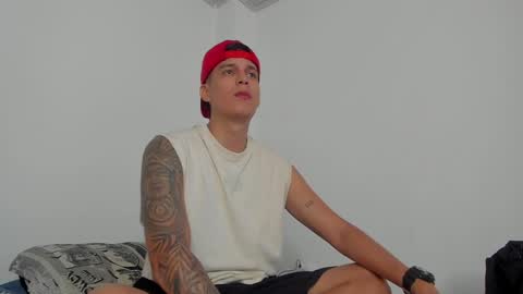 Hugo online show from February 8, 2:05 pm